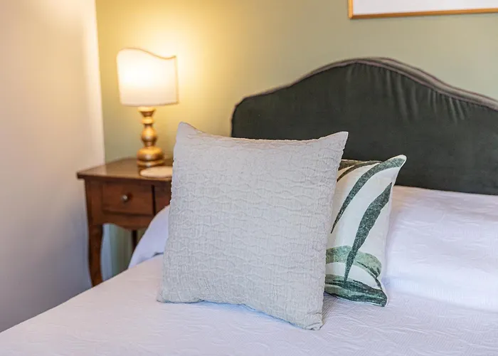 Ca' Romantica Terrace With Balcony And Side Canal View