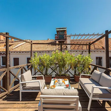 Ca' Romantica Terrace With Balcony And Side Canal View Apartamento