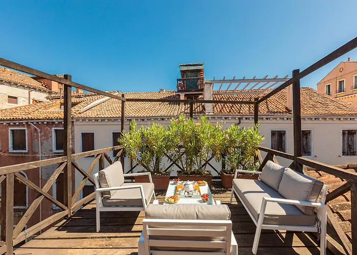 Ca' Romantica Terrace With Balcony And Side Canal View 아파트